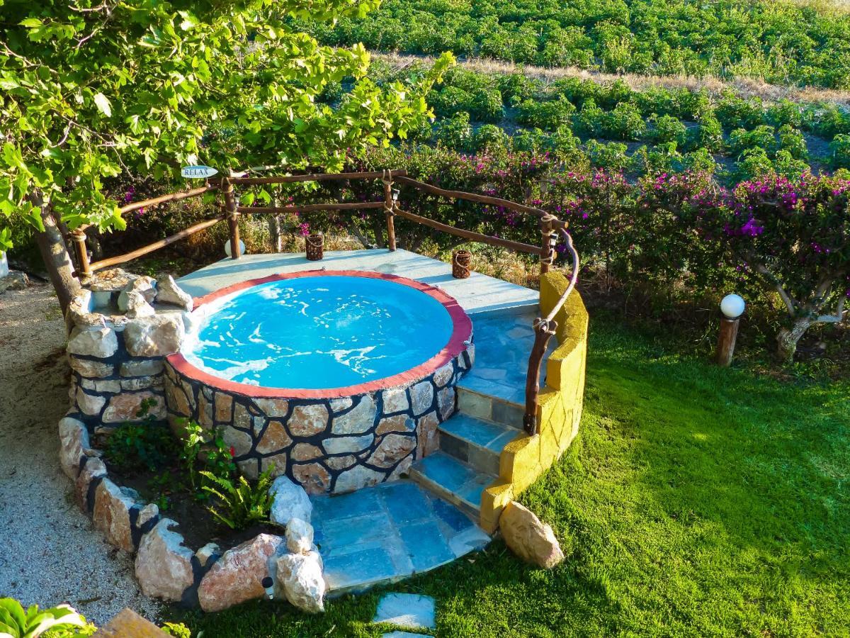 Villa Marqua Kalavárda Екстериор снимка